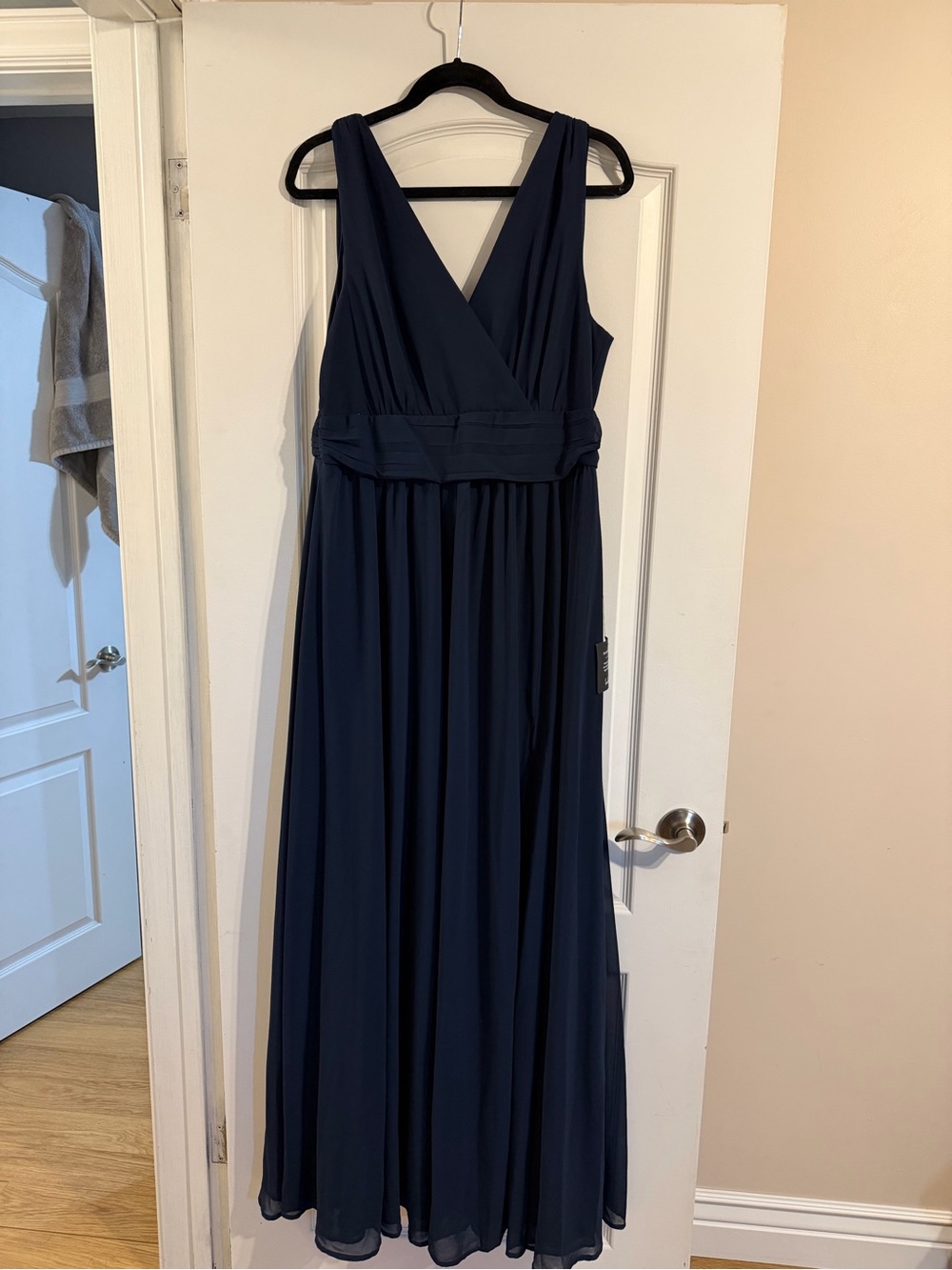 Lulu's Navy V-Neck Chiffon Maxi Dress